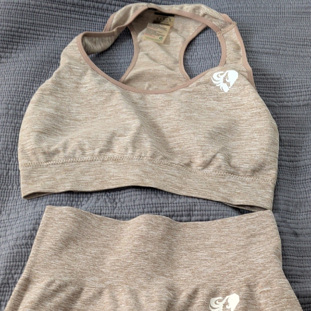 Seamless Heathered Sports Bra and Leggings Set - Beige